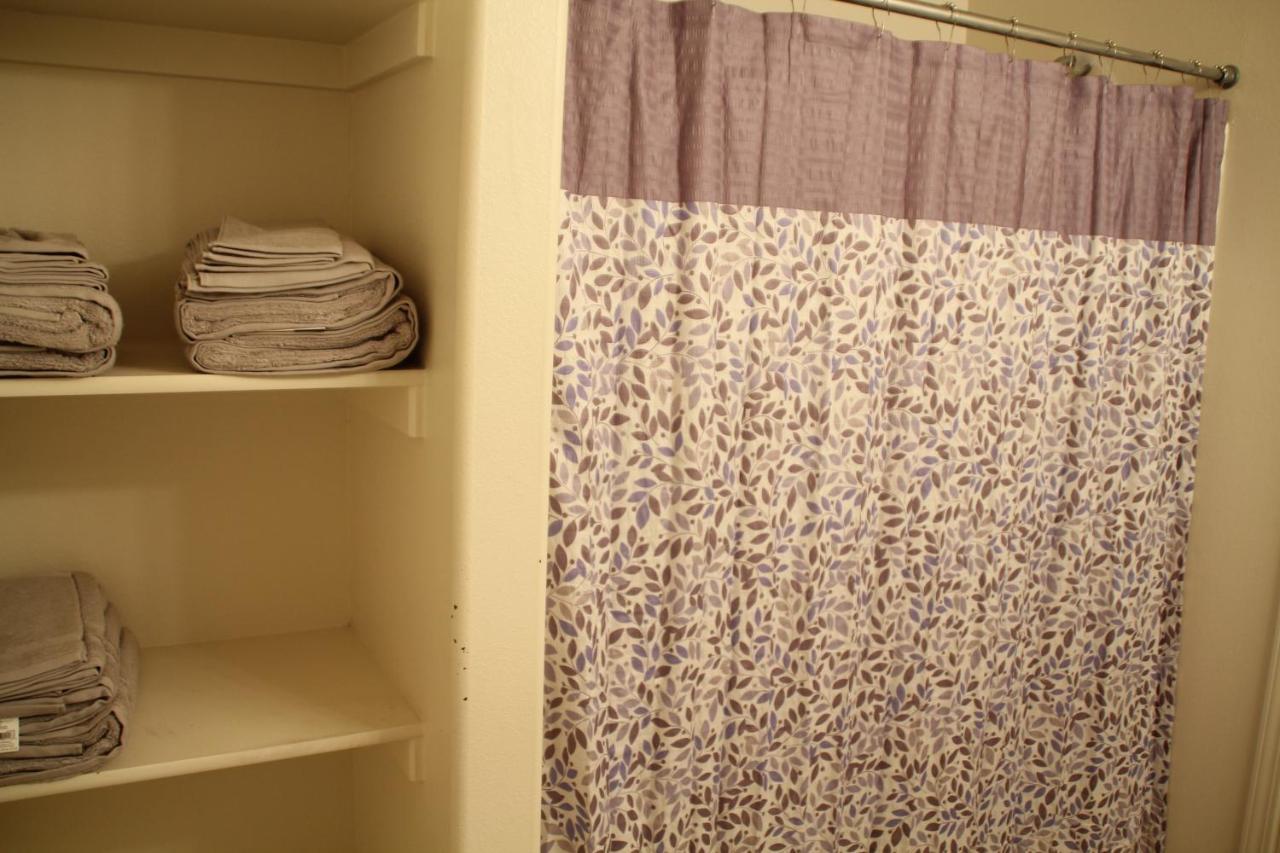 3 Queen Beds, 1 Twin Bed, 2 Rooms, 1 And A Half Bath, Self Check-In, Flexcation Equipped Idaho Falls Kültér fotó