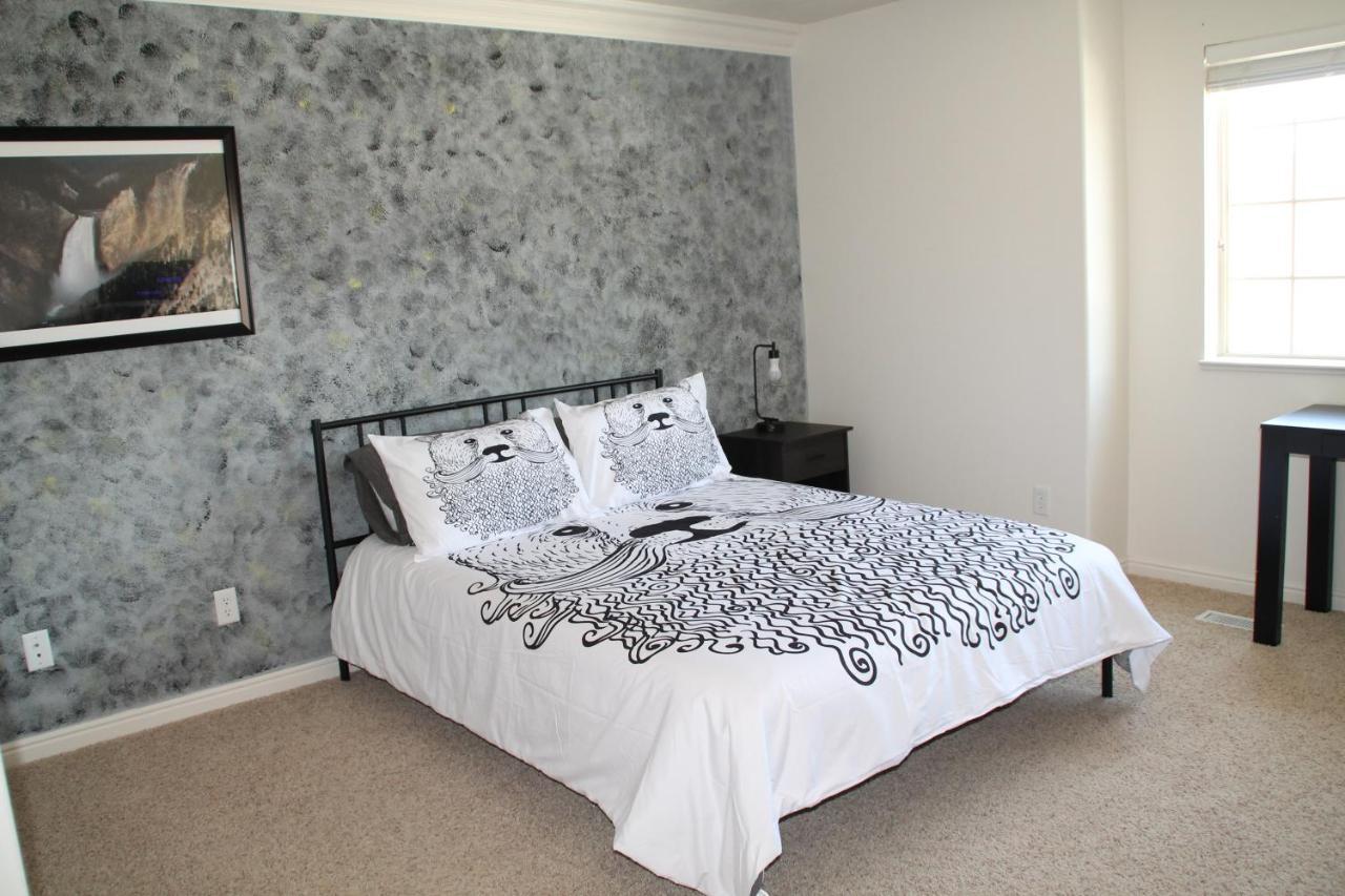 3 Queen Beds, 1 Twin Bed, 2 Rooms, 1 And A Half Bath, Self Check-In, Flexcation Equipped Idaho Falls Kültér fotó