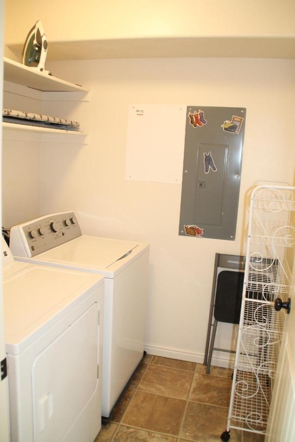 3 Queen Beds, 1 Twin Bed, 2 Rooms, 1 And A Half Bath, Self Check-In, Flexcation Equipped Idaho Falls Kültér fotó