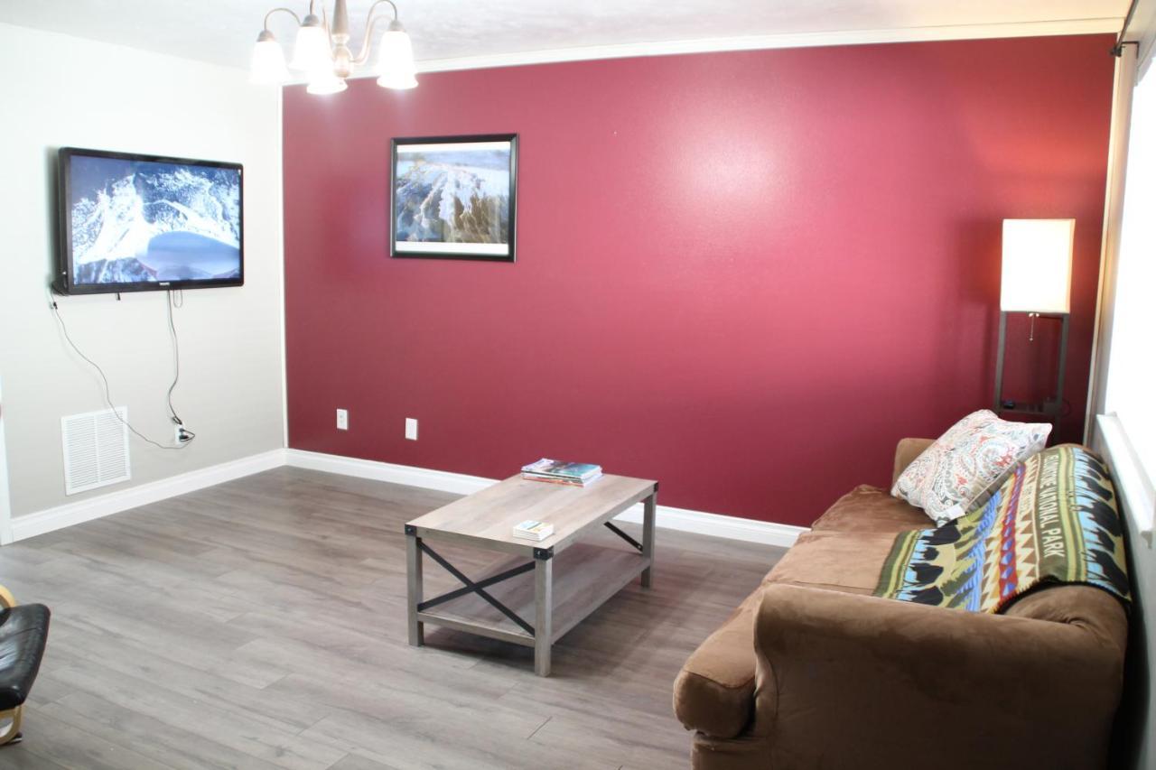 3 Queen Beds, 1 Twin Bed, 2 Rooms, 1 And A Half Bath, Self Check-In, Flexcation Equipped Idaho Falls Kültér fotó
