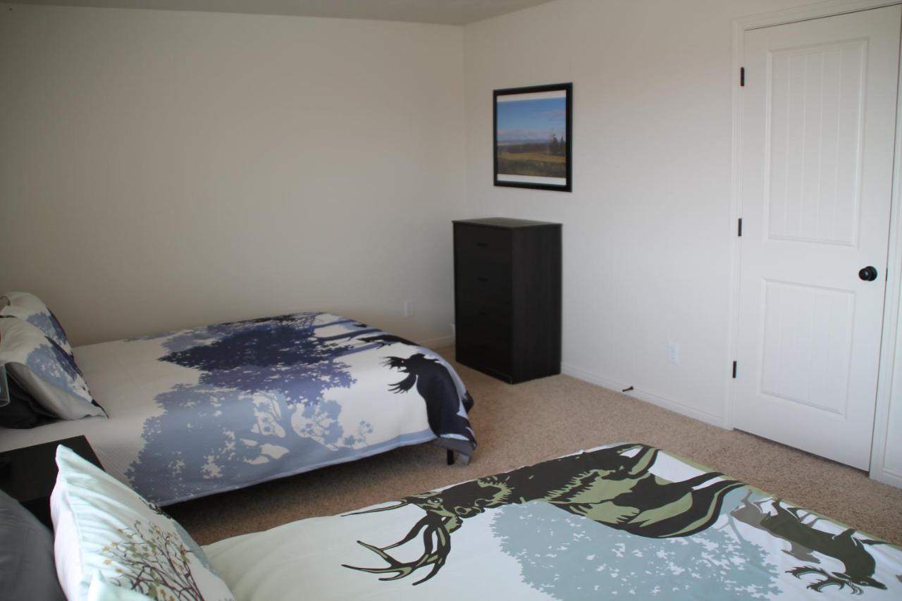 3 Queen Beds, 1 Twin Bed, 2 Rooms, 1 And A Half Bath, Self Check-In, Flexcation Equipped Idaho Falls Kültér fotó